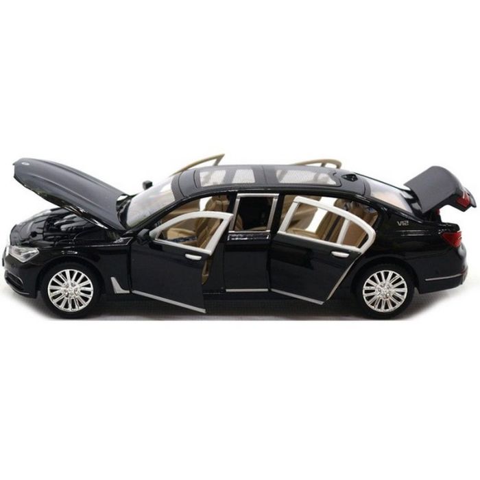 Автомодель автомобіля BMW 760 7695(Black) світло, звук, відкриваються двері