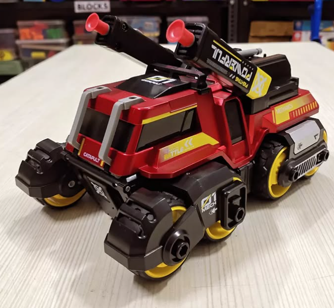Дитяча машинка "Max catapilt car 3 в 1" MY66-M1223(Red) стріляє патронами на присосках