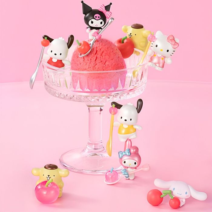 Фігурка-сюрприз "Друзі вишеньки" Pop Top Hello Kitty 24MQD-007 в асортименті