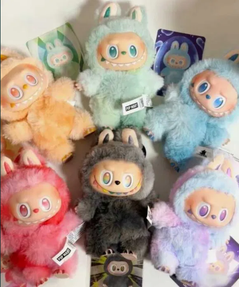 Дитяча м'яка іграшка-брелок The Monsters Labubu Labubu-3 в асортименті