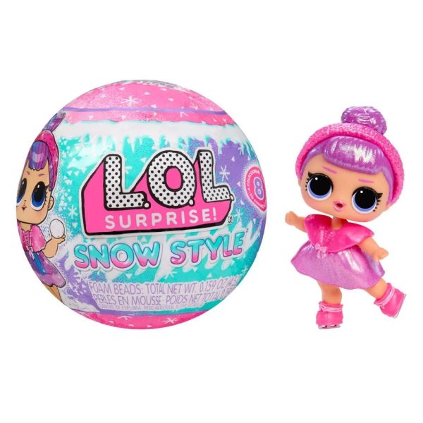 Ігровий набір з лялькою "Сніжний стиль" 429692 в асортименті