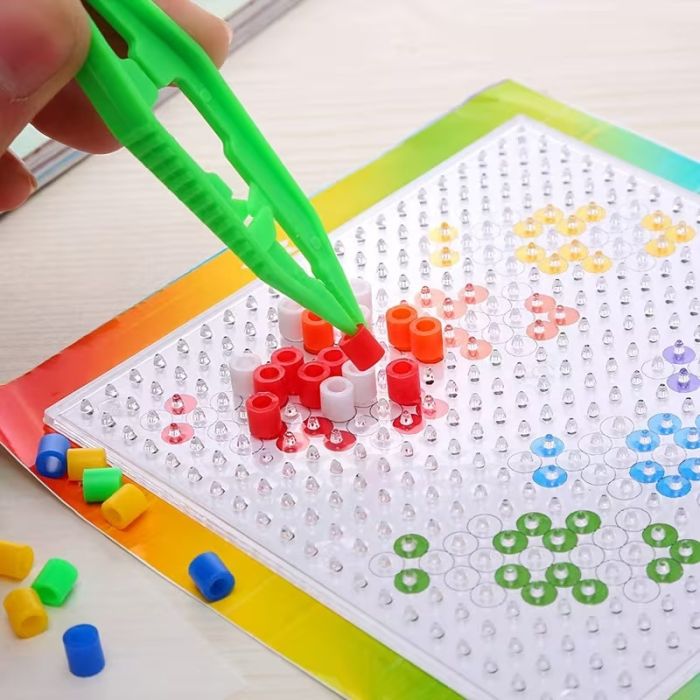 Пінцет пластиковий для намистин PIN-10.3 колір в асортименті, 10,3 см