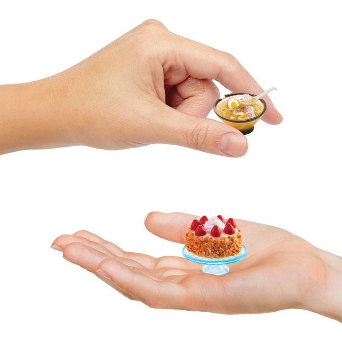 Ігровий набір для творчості Створи вечерю MGA's Miniverse 591825 серії "Mini Food"